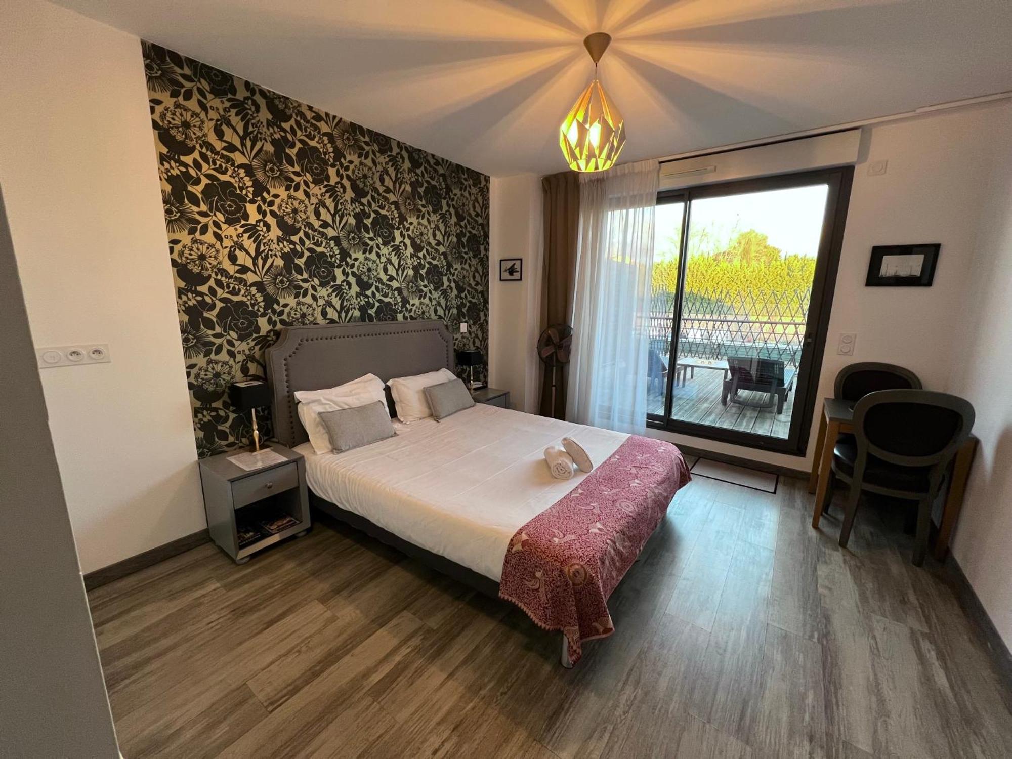 Les Terrasses D'Aix - Studio Avec Grande Terrasse Privee Eguilles Ngoại thất bức ảnh
