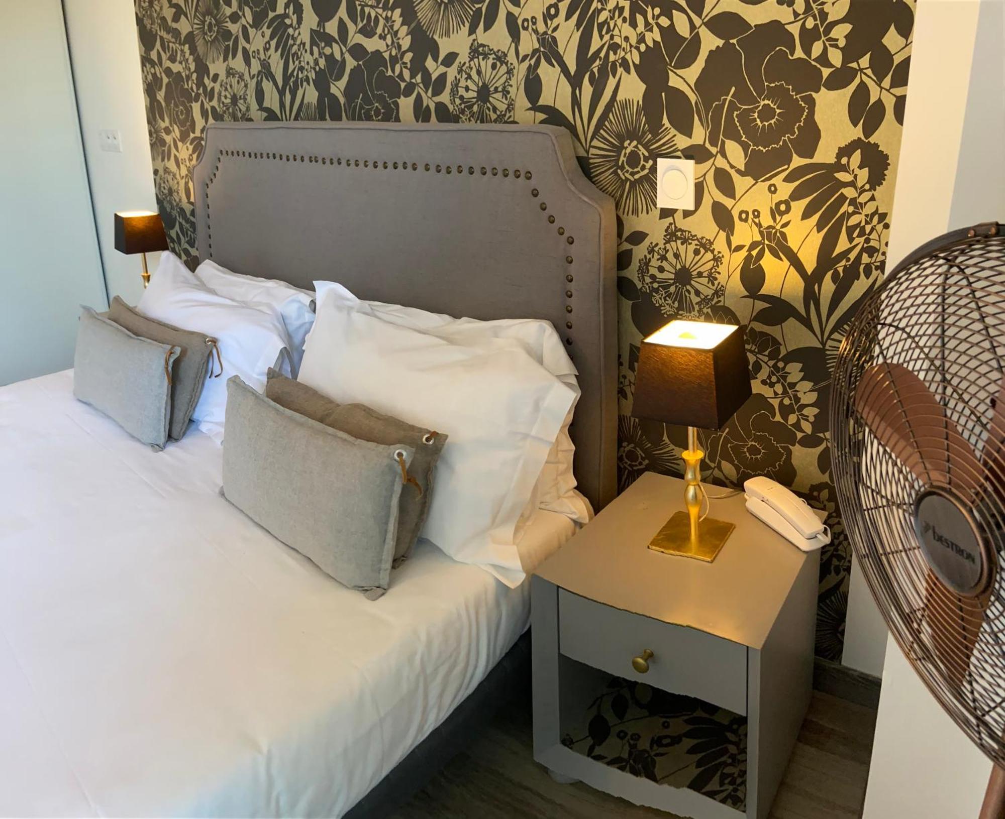 Les Terrasses D'Aix - Studio Avec Grande Terrasse Privee Eguilles Ngoại thất bức ảnh